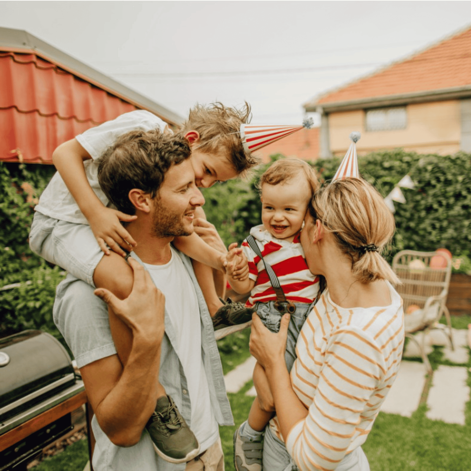 Familie glücklich Efeuhecken Gartenhecken von Efeuria