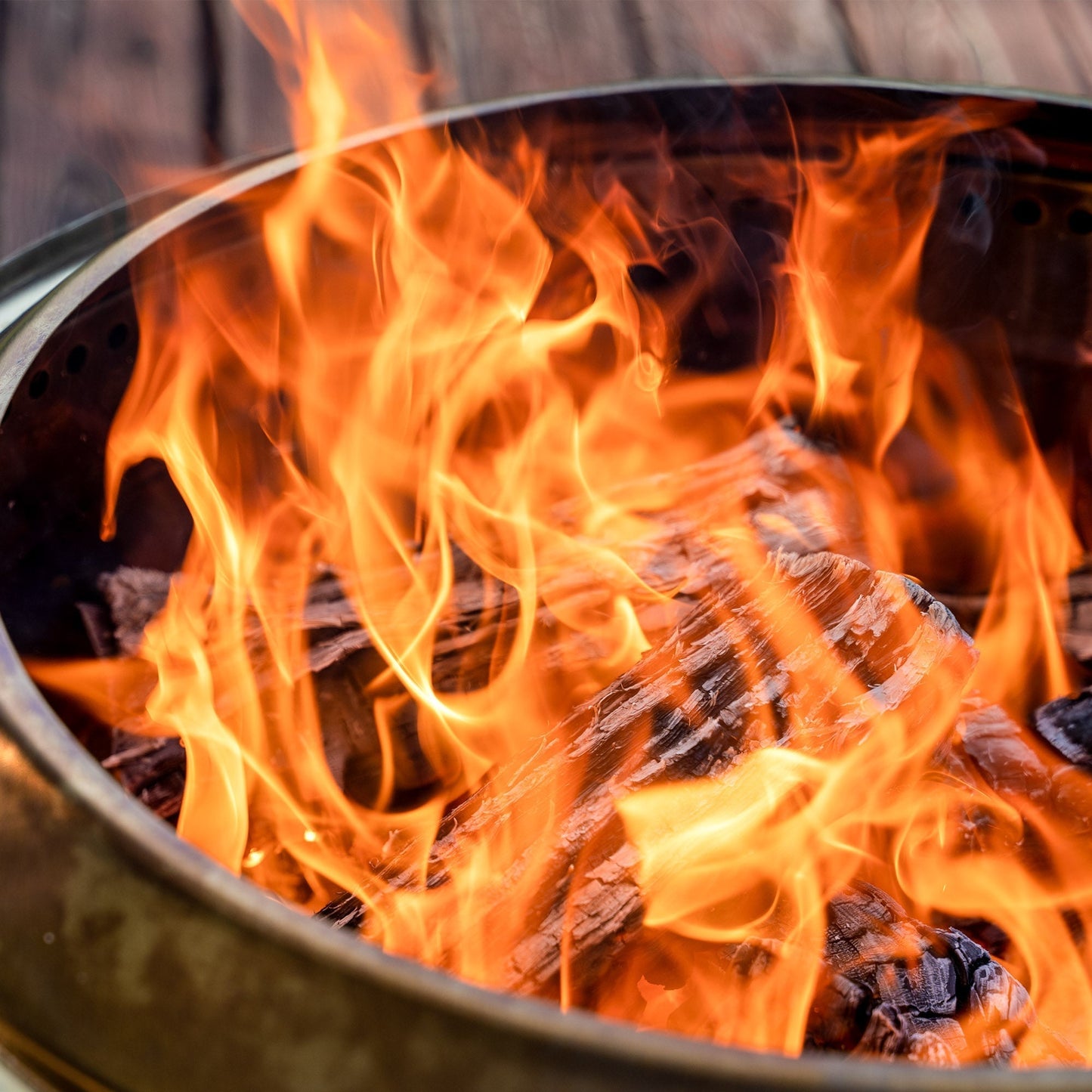 Solo Stove Feuerschale Yukon 2.0 + Standfuß, Feuerstelle, Feuerschale für Terrasse, Feuertonne Feuerstelle